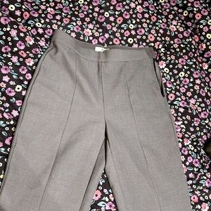 Women’s aritzia wilfred babaton grey dress pants with side zip enclosure size 8